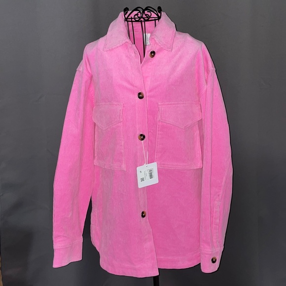 Carin Wester Tops - NWT.  Women’s Pink Corduroy Button down shirt.  Size 34.